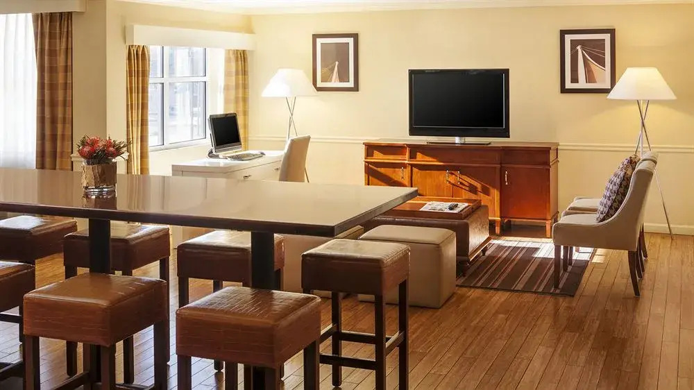 Wyndham Providence Airport - photo 11