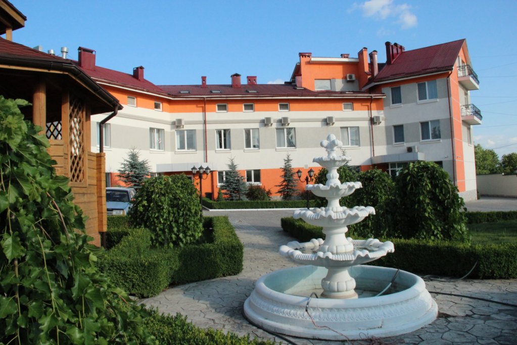 Gala Hotel — hotel in Kamianets-Podilskyi