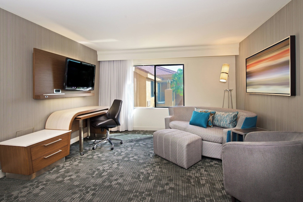 Courtyard by Marriott Palm Desert - photo 13
