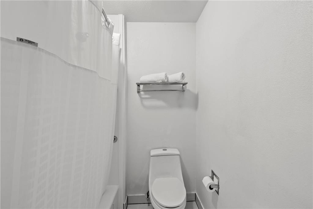 Days Inn by Wyndham Tucson Airport - photo 12