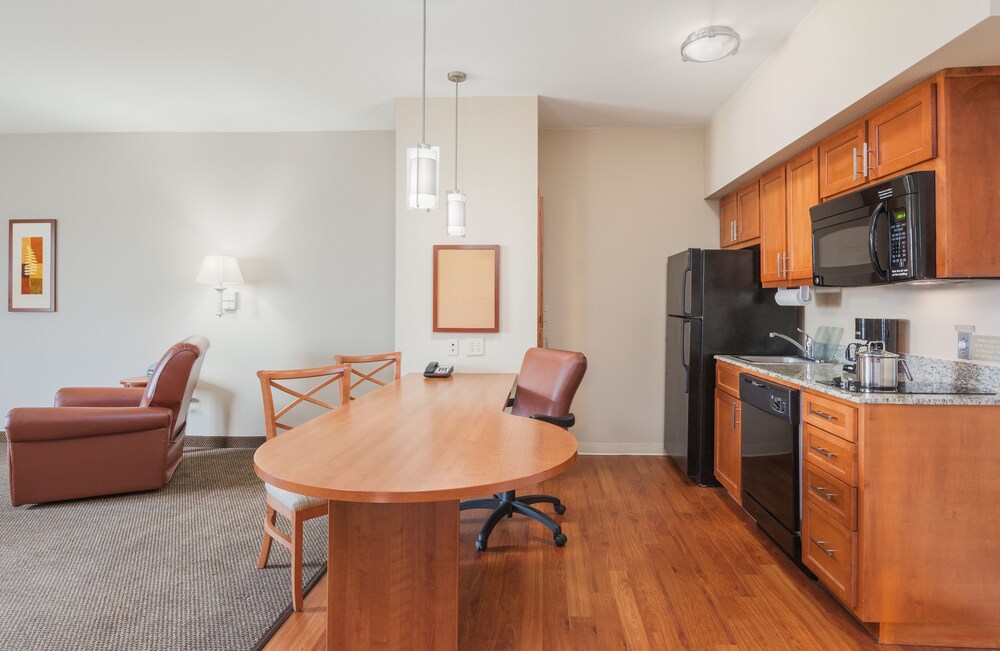 Candlewood Suites Houston I 10 East by IHG - photo 5