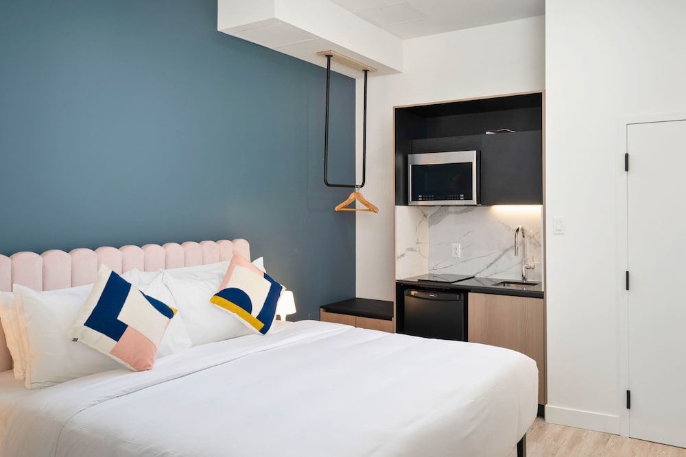 Clouds Lofts Quartier Latin - last minute hotel in Montreal