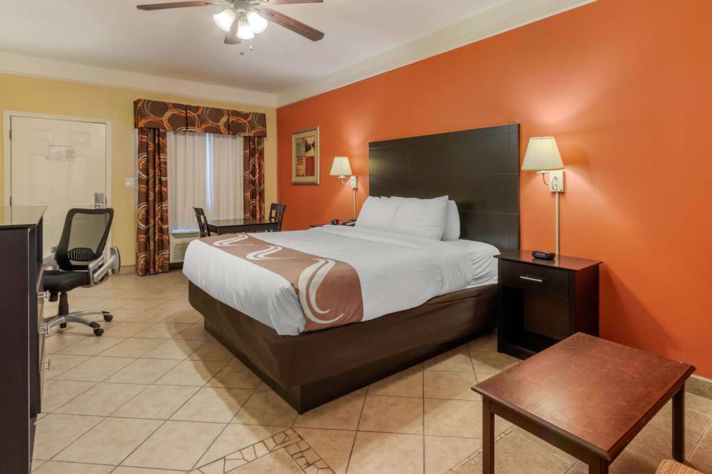 Quality Inn & Suites at The Outlets Mercedes Weslaco - photo 16