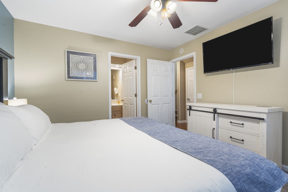 Bungalow on the Bluffs Resort Amenities - photo 2