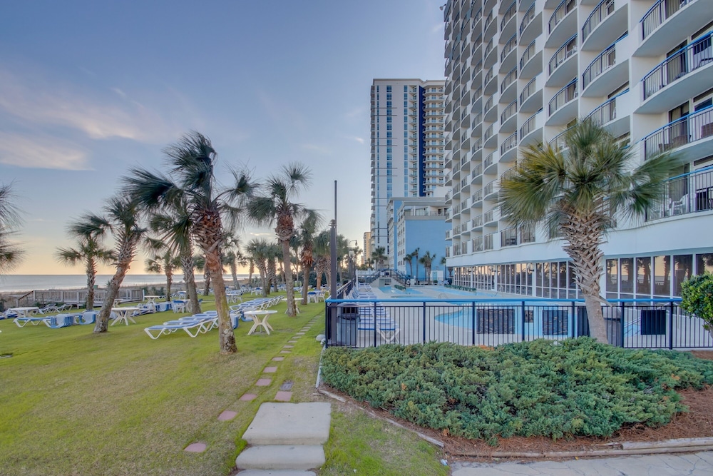 Boardwalk Resort by Hosteeva - last minute hotel in Myrtle Beach