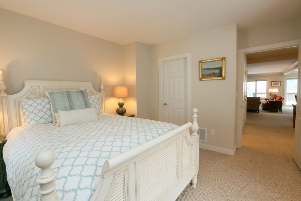 3BR Overlook at Topnotch - photo 6