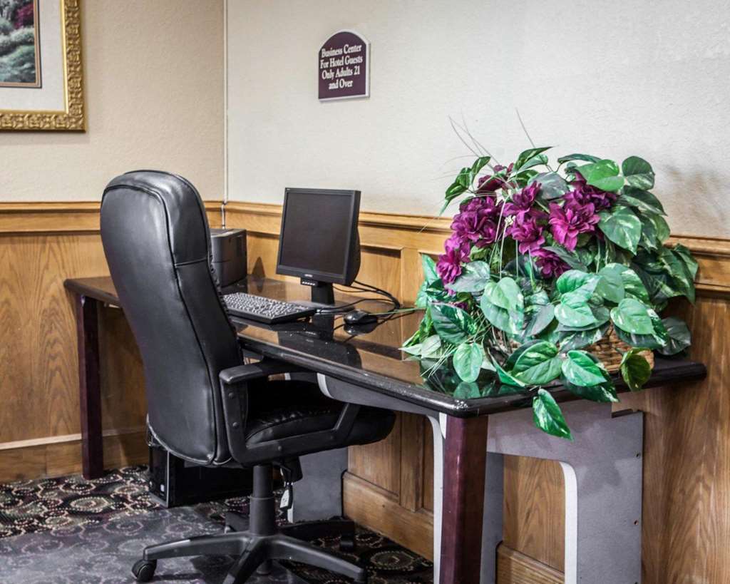 Quality Inn Belton Kansas City South - photo 21