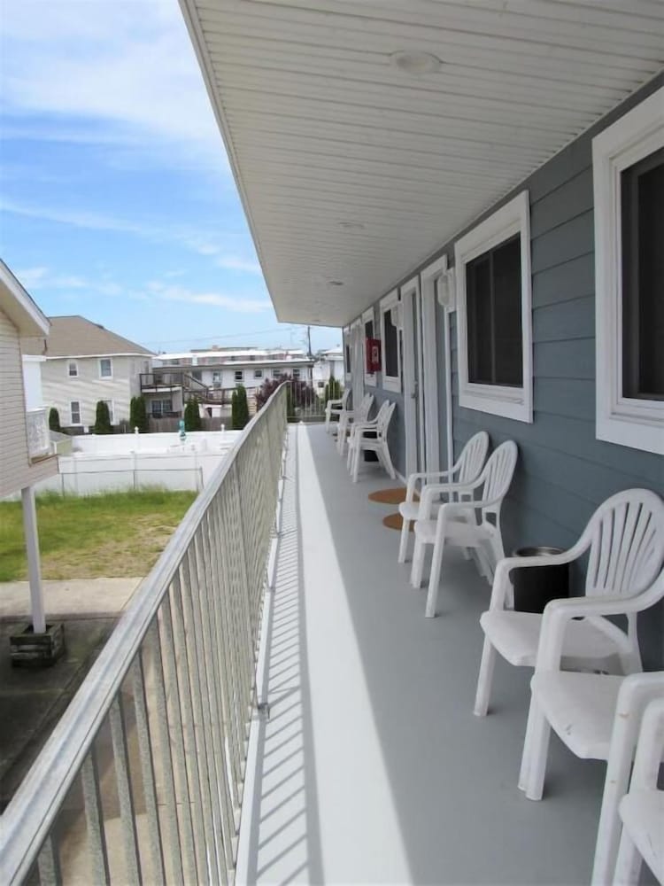 Rio Motel and Suites - photo 30