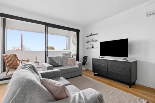 Retreat on Bellerine I 2BR Apartment I Geelong CBD — 4-Star Luxury Hotel in Geelong, Australia