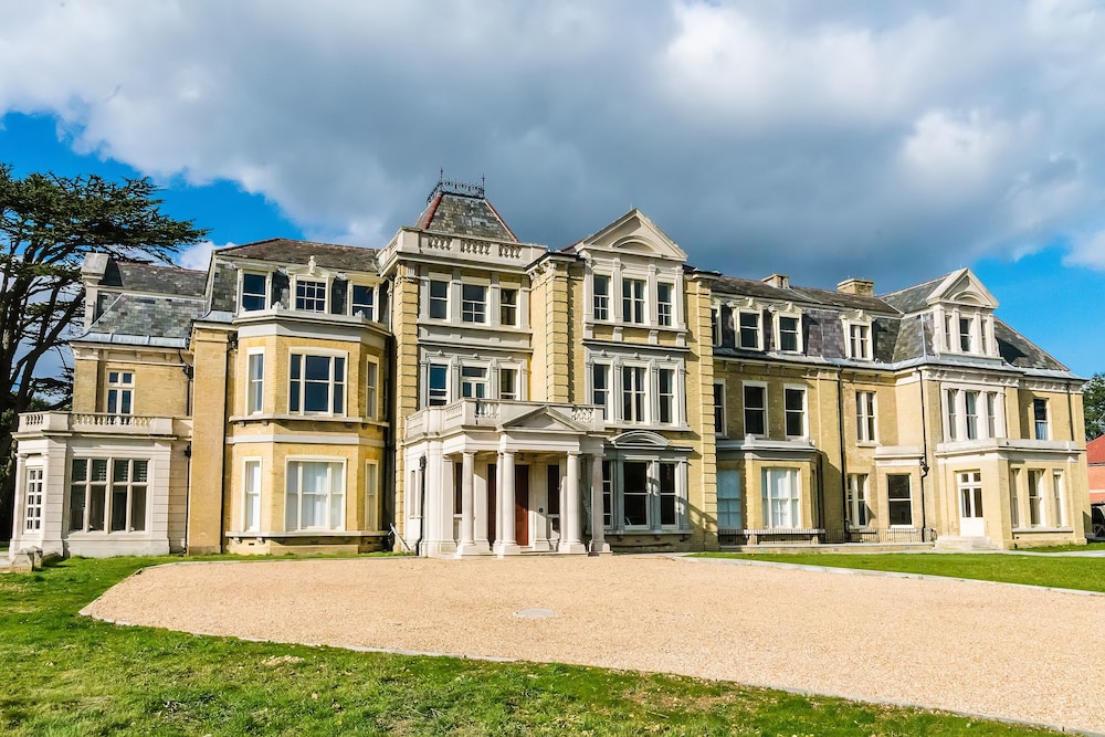 Orange Grove Hotel & Gardens in Southampton, United Kingdom