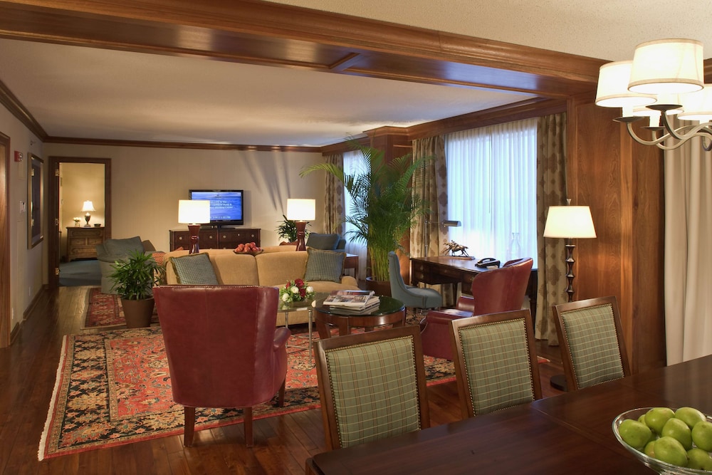 DoubleTree by Hilton Stamford - photo 34