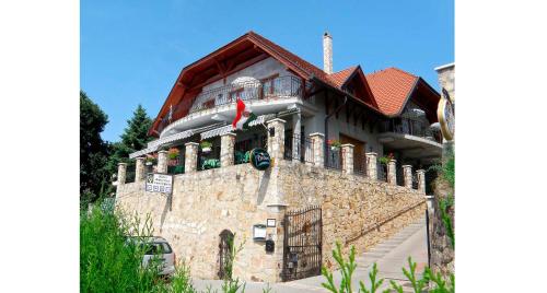 Hotel Hubertus Zebegény in Visegrad, Hungary