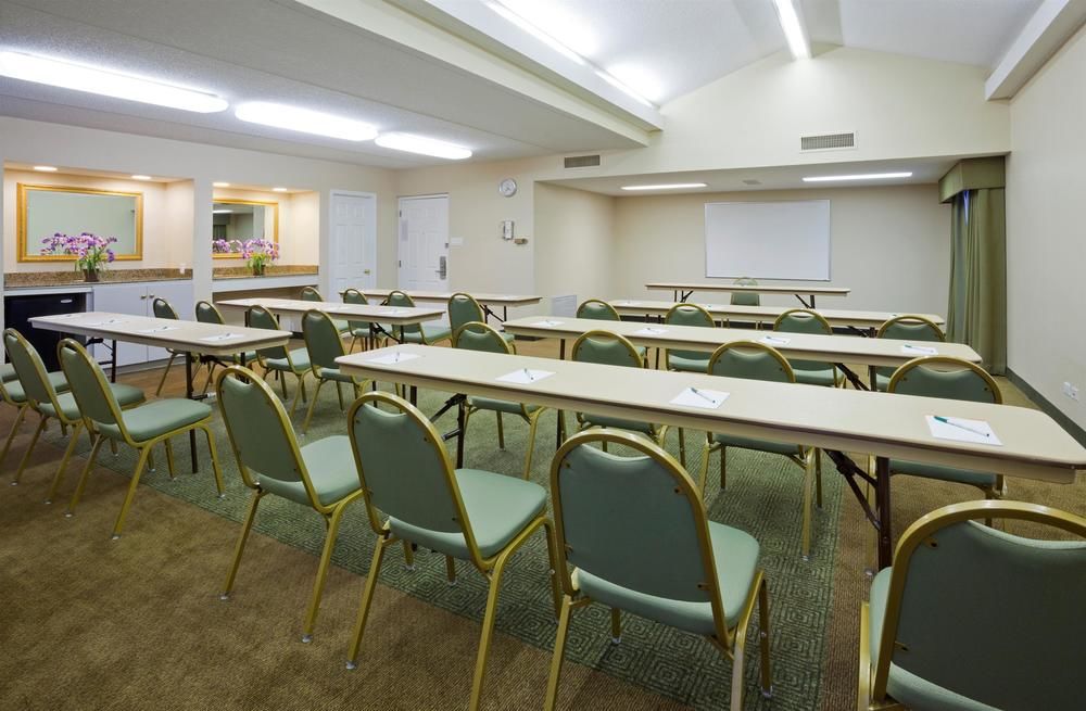 La Quinta Inn Chicago Oakbrook Terrace - photo 37