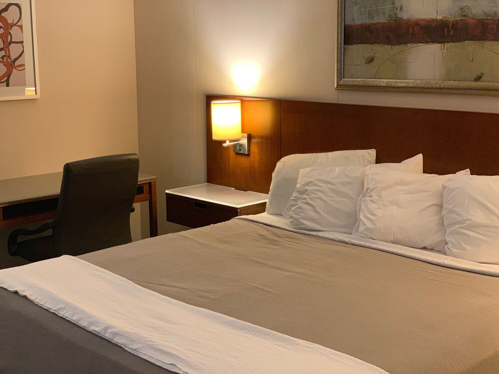 The Metropolitan Hotel - photo 19
