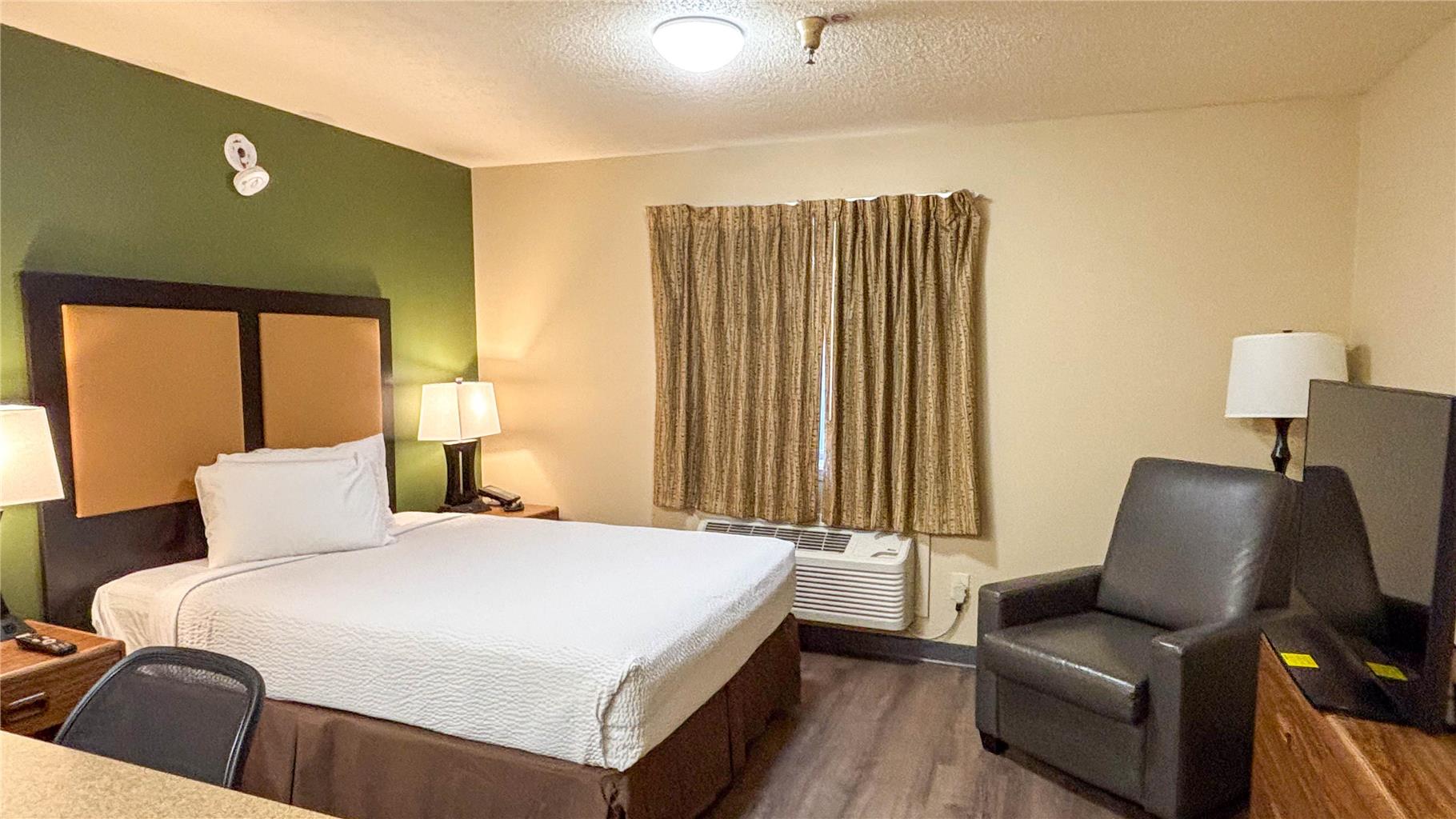 Studio 6 Suites Greenville SC Haywood Mall - photo 20