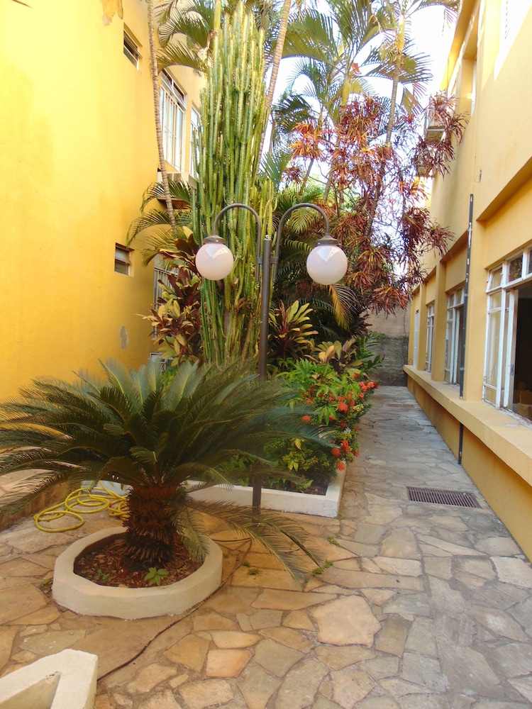 Alvorada Palace Hotel — hotel in Cuiaba
