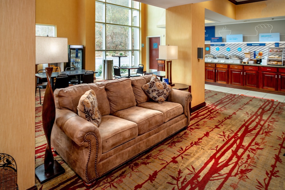 Holiday Inn Express Hotel & Suites Hazard by IHG - photo 49