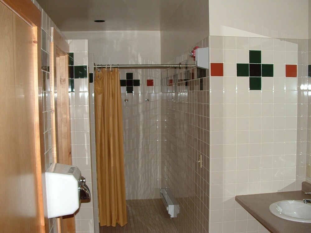 Heartwood Resort & Conference Center - photo 22