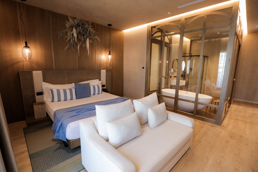 Grand Pameba in Durres, Albania