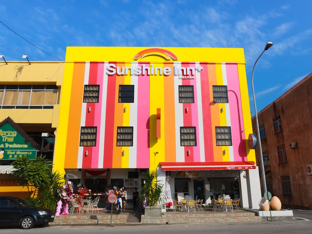 Sunshine Inn Plus - carbon neutral hotel in Malacca
