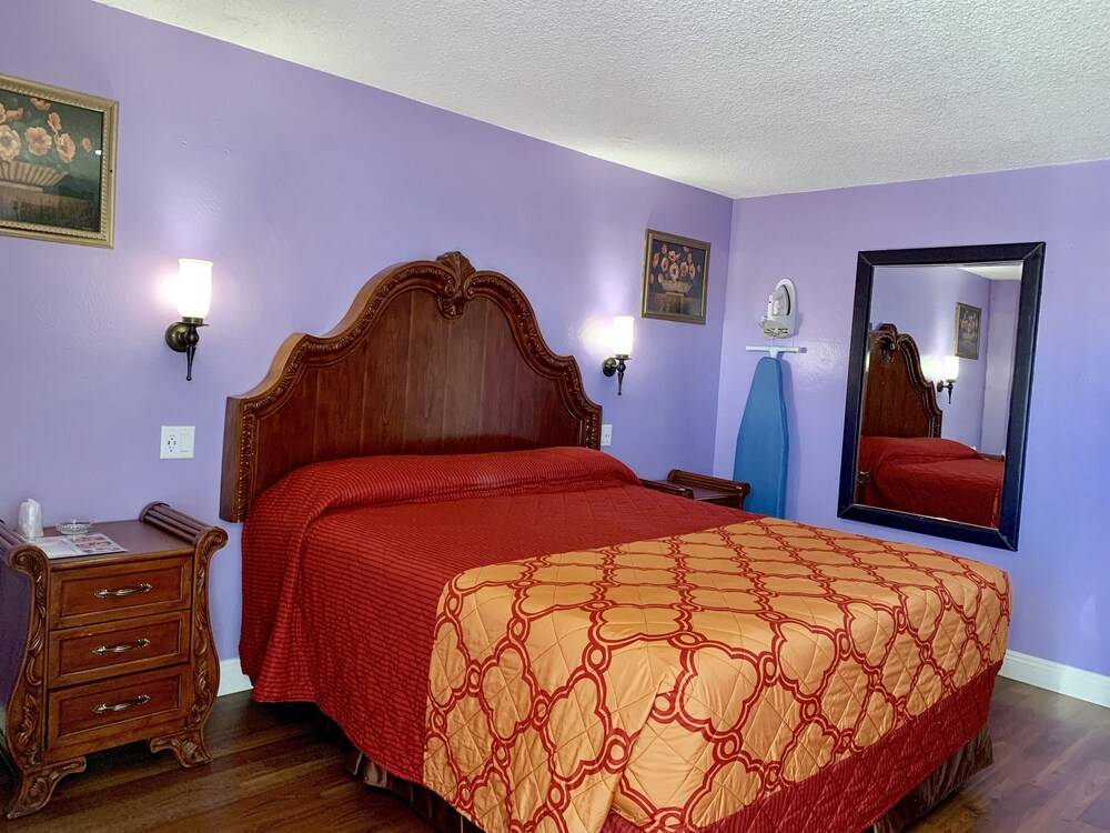 Walden Motel - photo 7