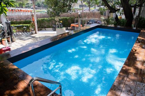 Slumber Pool Party Khao San