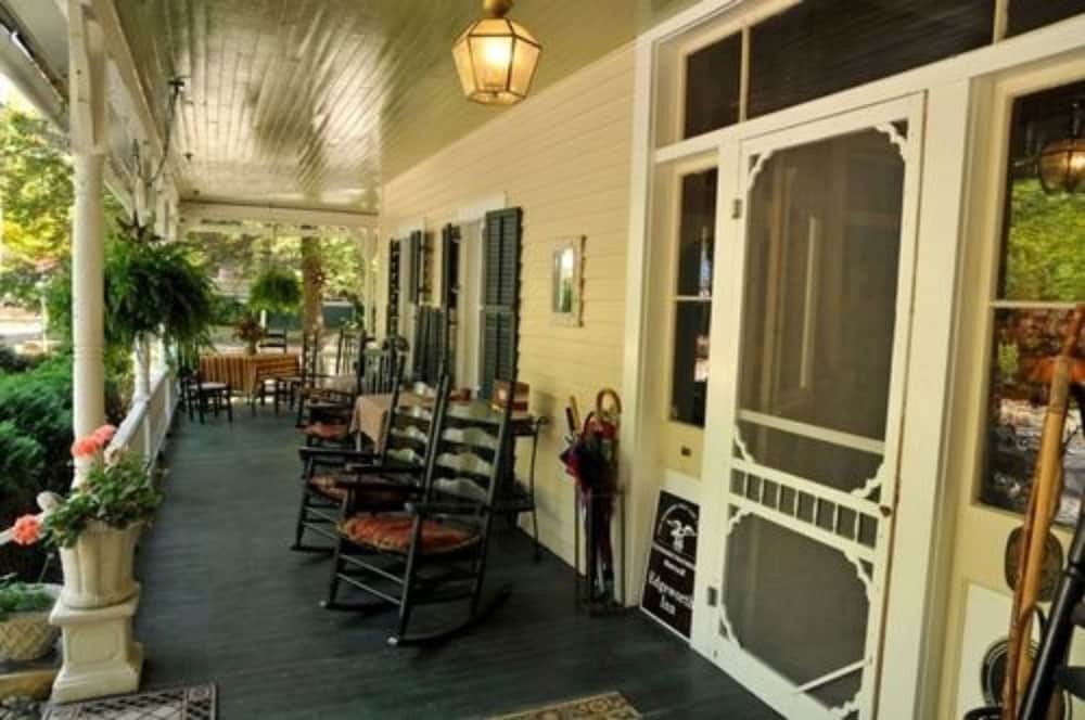 Edgeworth Inn - photo 23