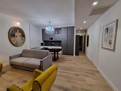 A casa di Marisa — 4-Star Luxury Hotel in Rome, Italy