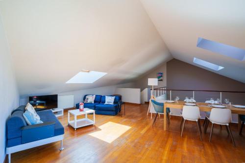 Les Flots Wi Fi TV Garages Central in Pornic, France