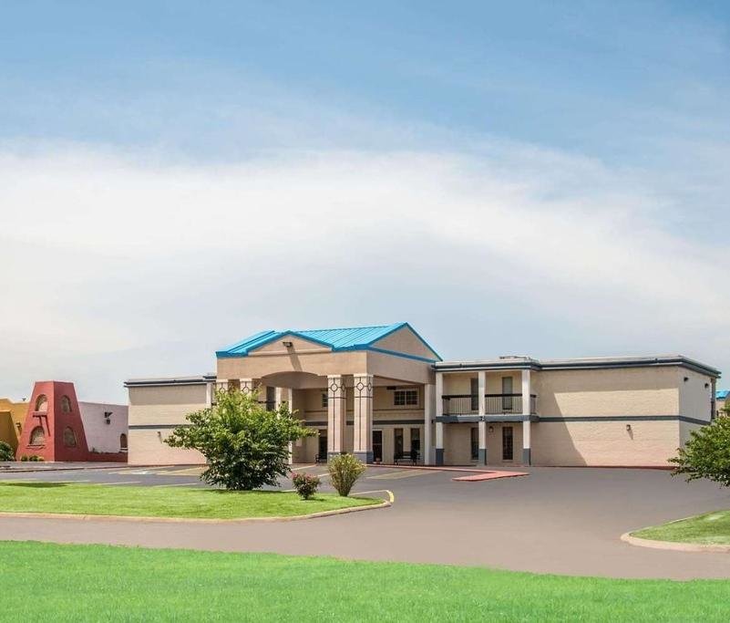 Hotel 2 Queen Beds Hotel Room 135 Booking — Stillwater