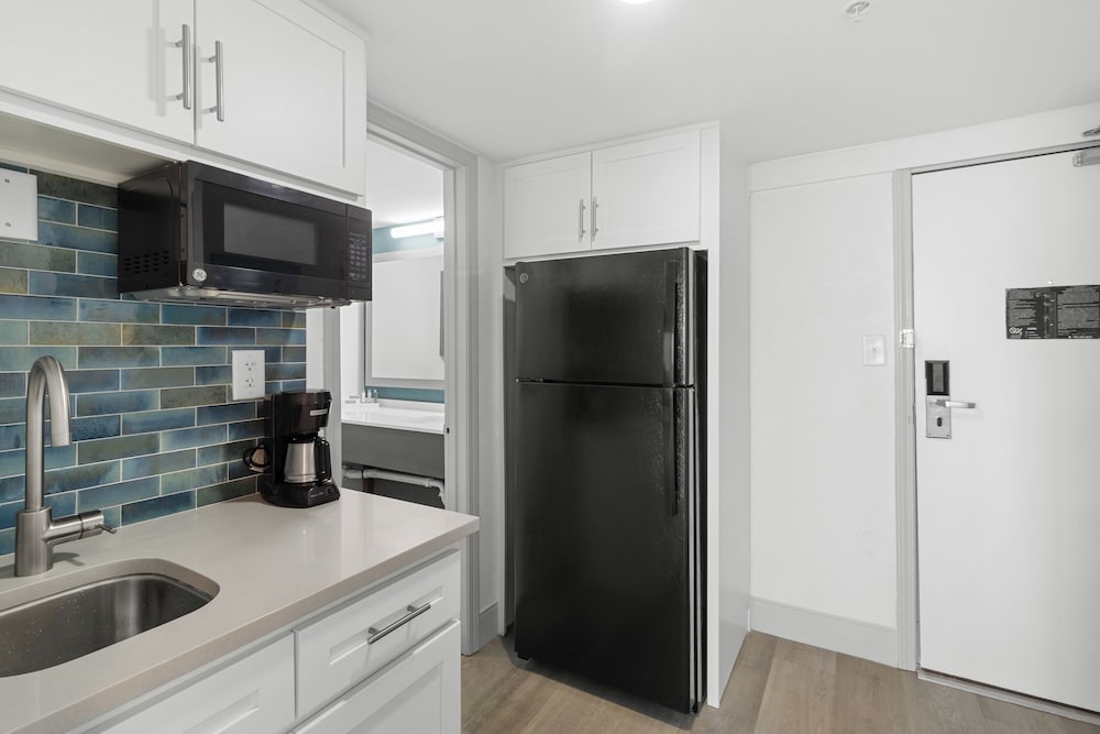 Compass Cove Resort - photo 186