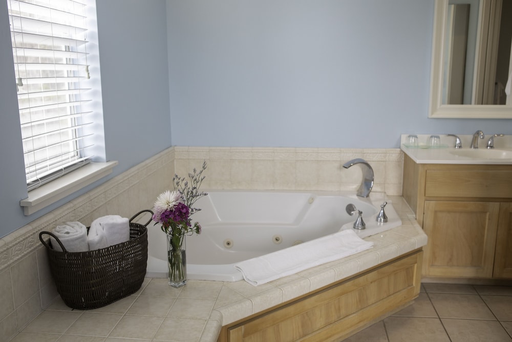 The Inn at Schoolhouse Creek - photo 62