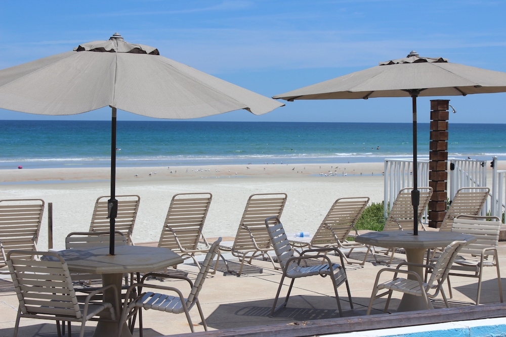 Shoreline Suites & Cabana Cottages - photo 128