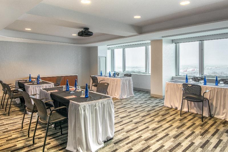 Crowne Plaza JFK Airport New York City - photo 45