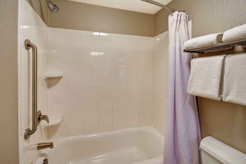 Springhill Suites by Marriott Louisville Airport - photo 25