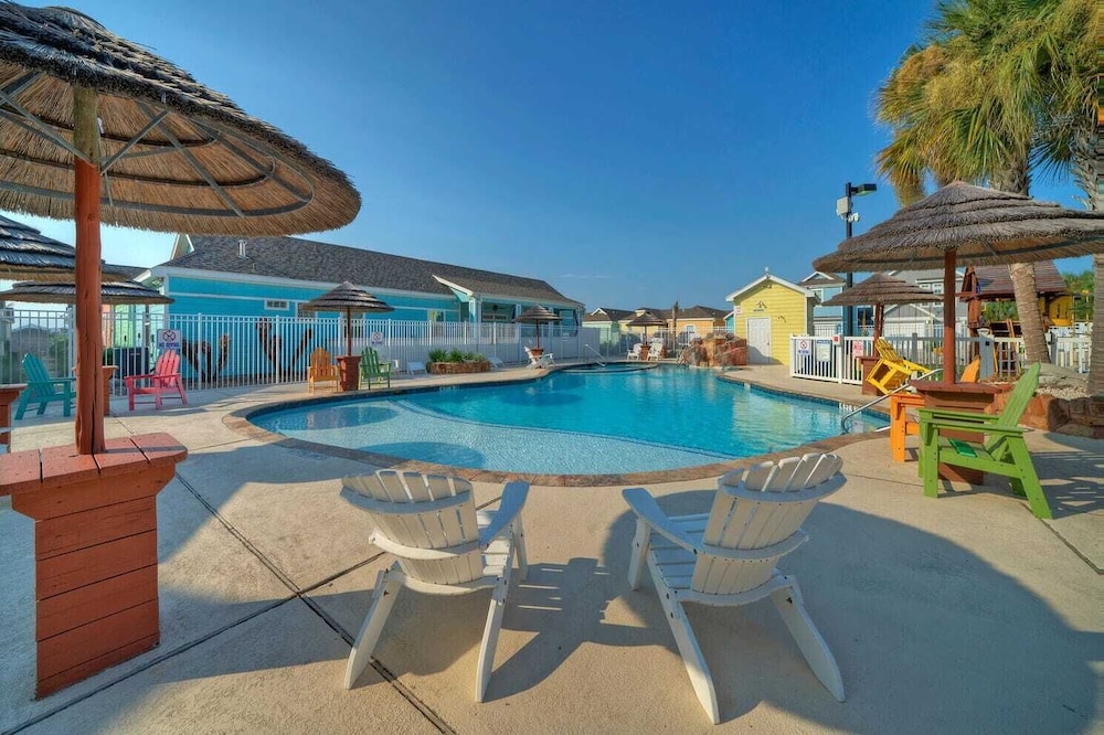 Shared Resort style Pool Playground Patio w Bar Tidal Times by Avantstay - photo 33