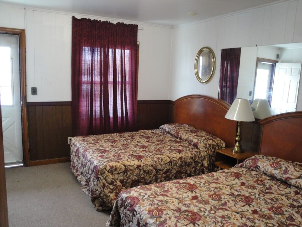 Jade Inn Motel - photo 6