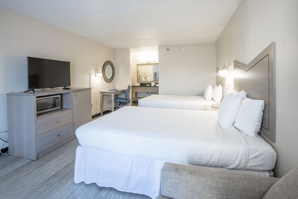 Ocean Coast Hotel At The Beach - photo 16
