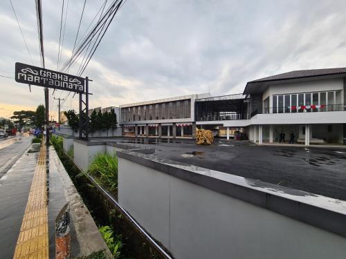 Graha Martadinata Syariah Mitra RedDoorz in Tasikmalaya, Indonesia