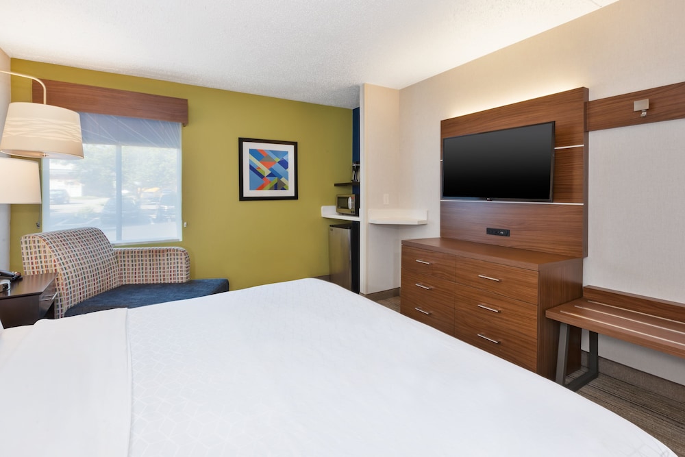 Holiday Inn Express Waldorf by IHG - photo 6