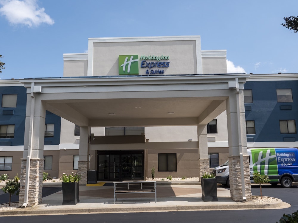 Holiday Inn Express & Suites Greenville Airport by IHG - photo 71