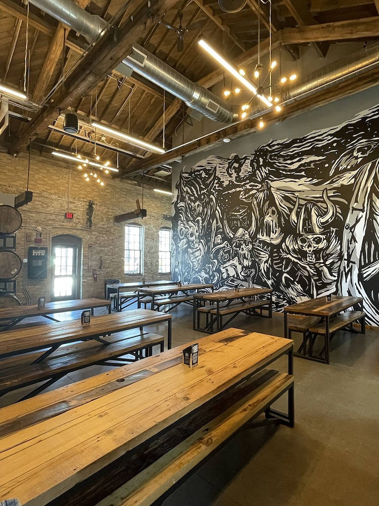 Brewhalla Hotel - photo 107