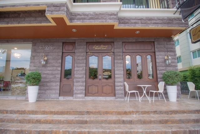 Le Siri Hotel in Songkhla, Thailand