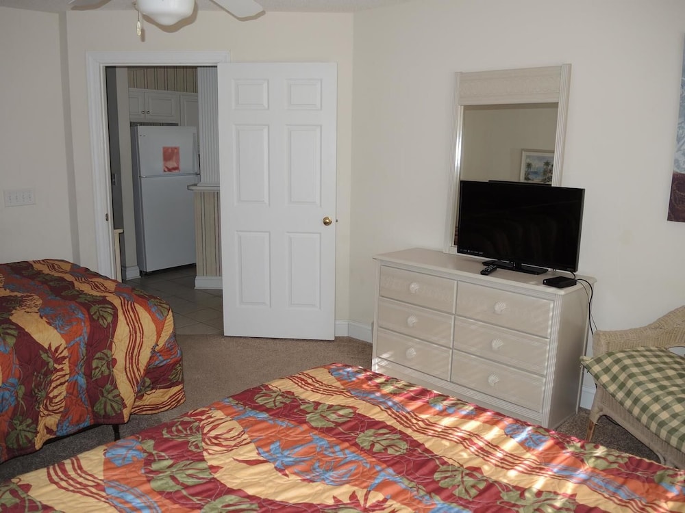 Family Friendly Condo 1504M with Resort Golf Course Onsite by RedAwning - photo 5