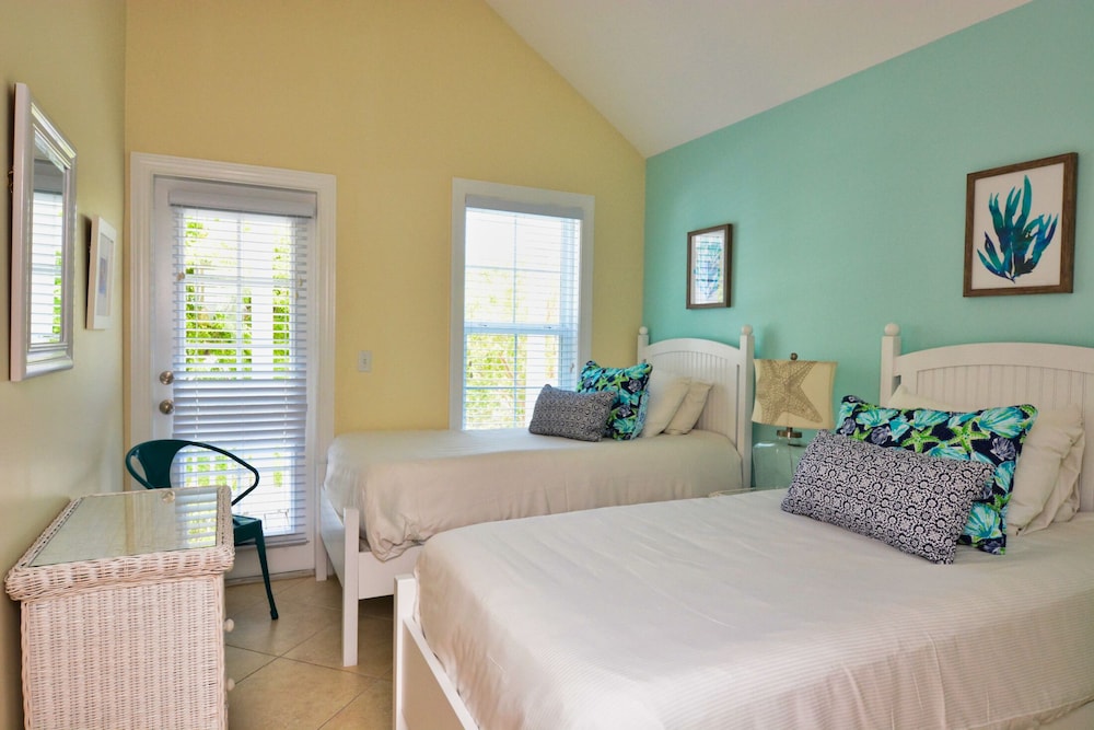Indigo Reef Resort Villas & Marina by KeysCaribbean - photo 4