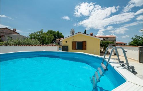2 Bedroom Beautiful Home In Orihi — 4-Star Luxury Hotel in Barban, Croatia