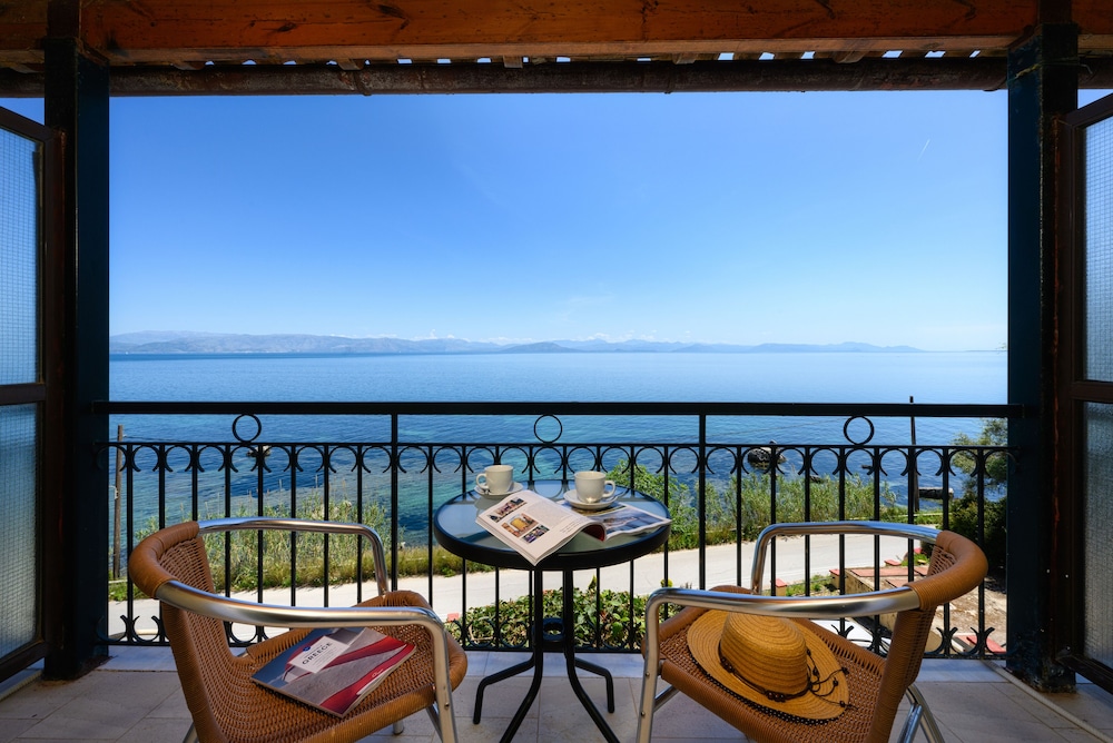 Batelo Adults Only - carbon neutral hotel in Corfu