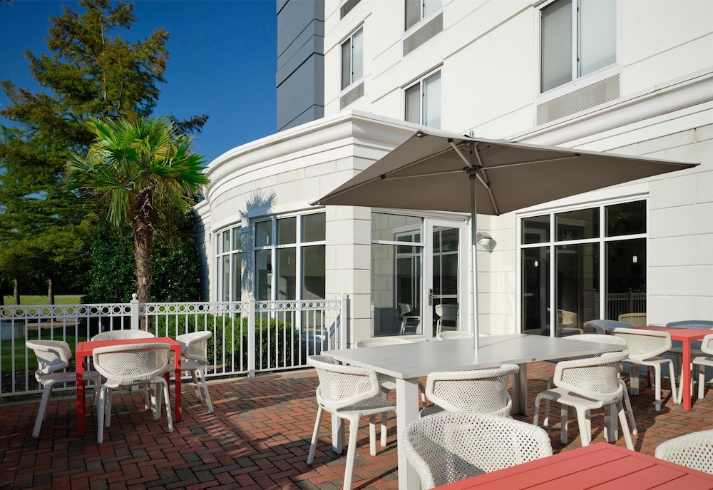Hilton Garden Inn Meridian - photo 40