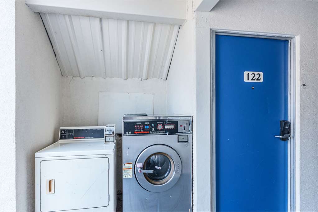 Motel 6 Cleveland TX - photo 28