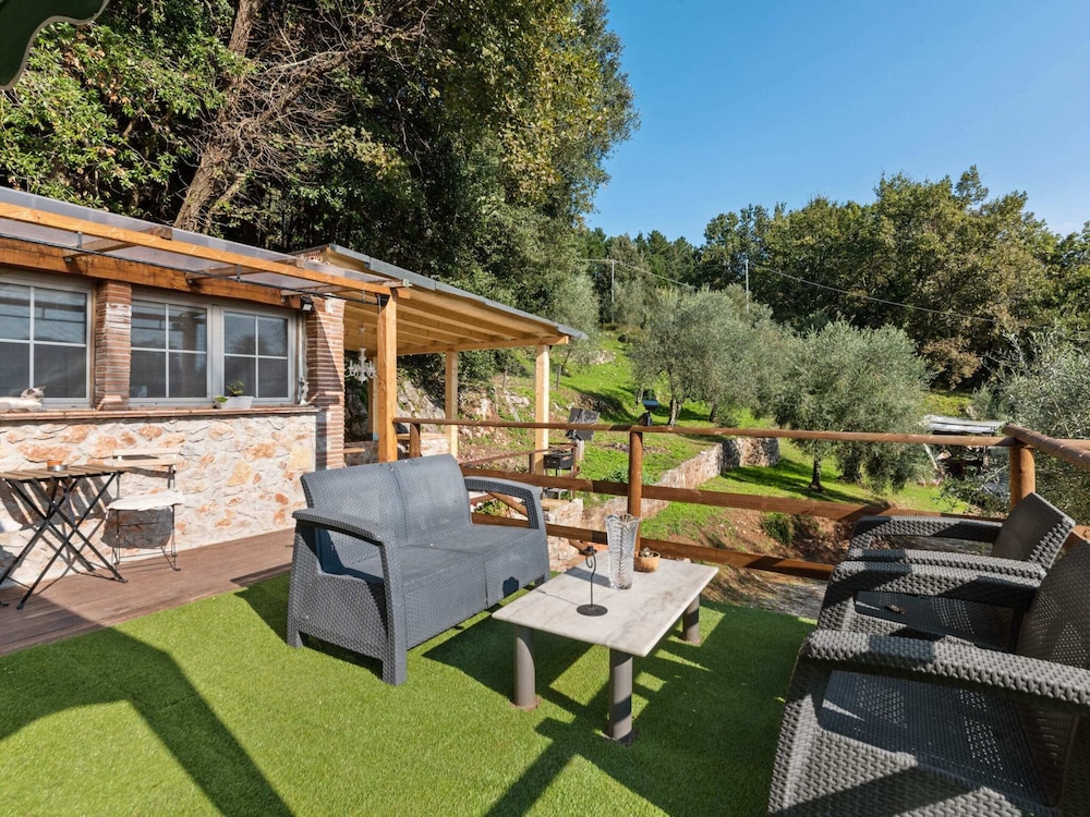 Belvilla by Oyo Casa Polvere di Stelle — 4-Star Luxury Hotel in Pescaglia, Italy